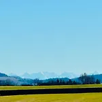 Kneer - Panoramic View & Private Garden Near Black Forest & Constance Apartman