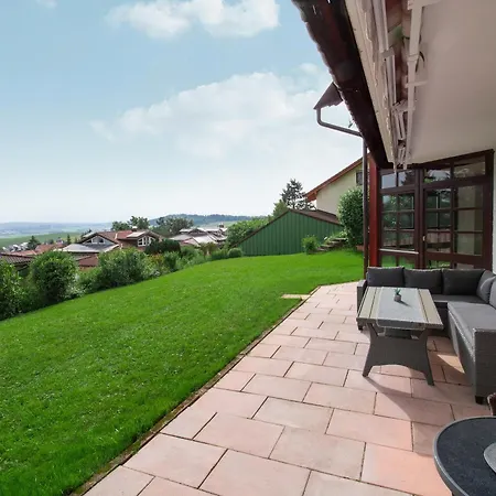 Kneer - Panoramic View & Private Garden Near Black Forest & Constance Apartment *