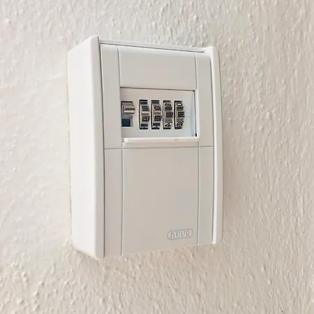 Kneer - Panoramic View&private Garden Near Black Forest&lake Constance Appartement *