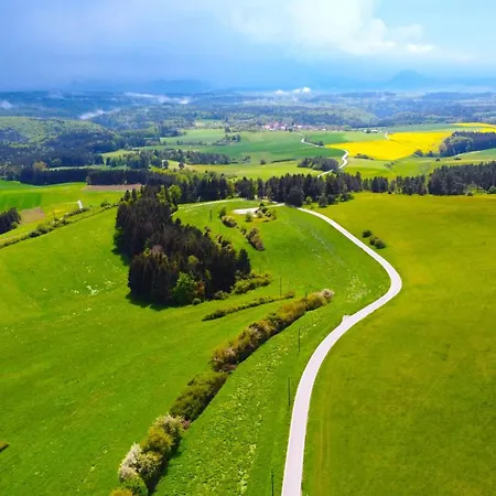 Apartman Kneer - Panoramic View & Private Garden Near Black Forest & Constance Donaueschingen